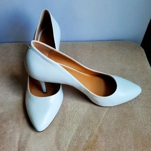 INC International Concepst Pointy Toe Pumps Size 9